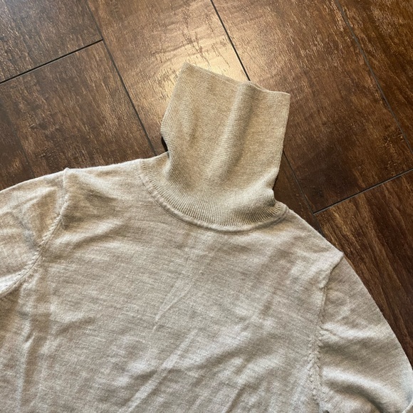 Muji 100% wool light knit - Picture 6 of 8